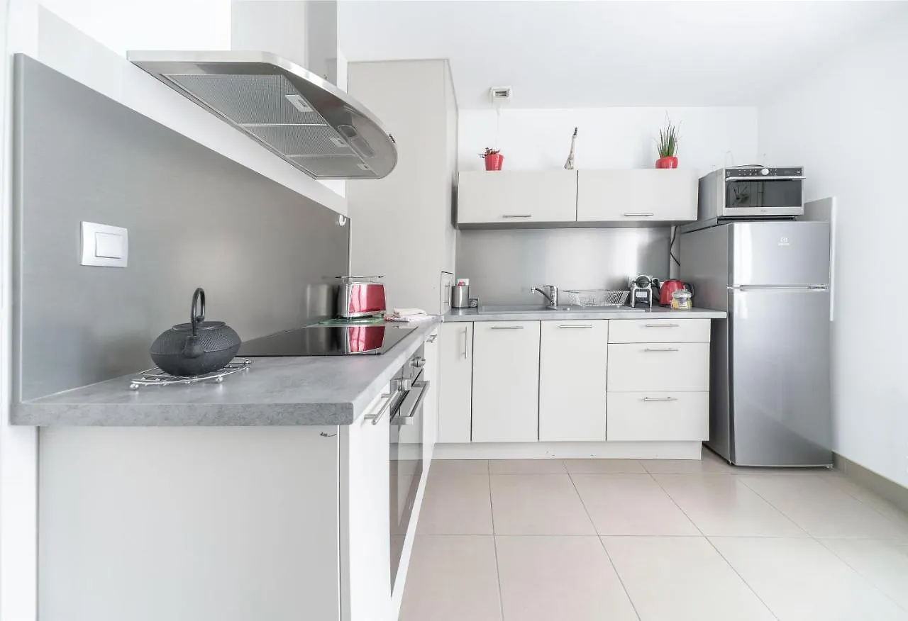 Appartement Design La Petite Europe - Ideal Curistes Vichy 0*,